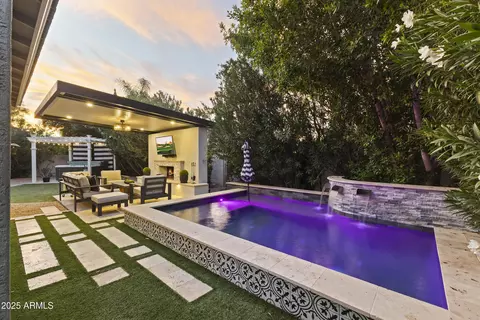 Exterior - 3300 E Anika Dr, Gilbert, AZ 85298 photo 9 of 13