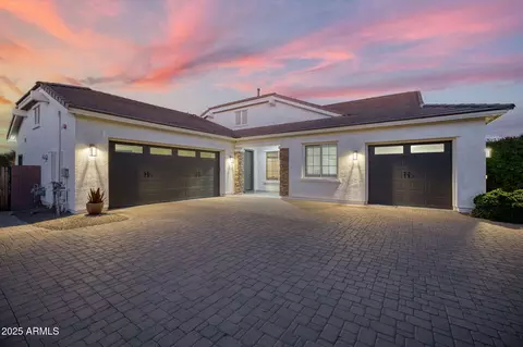 21934 E Pickett Ct, Queen Creek, AZ 85142