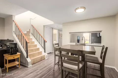 Dining - 815 E Grovers Ave #62, Phoenix, AZ 85022 photo 1 of 1