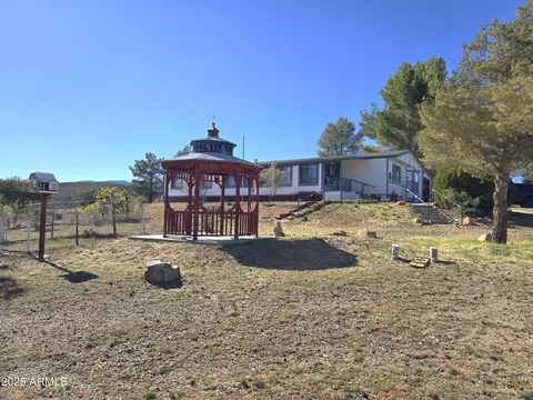 11965 E Henderson Rd, Dewey, AZ 86327 photo 8