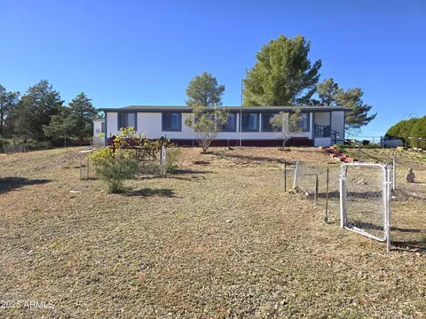 11965 E Henderson Rd, Dewey, AZ 86327 photo 7