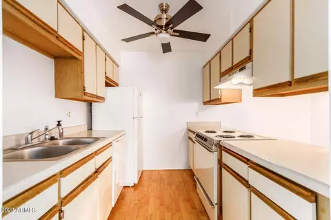 Kitchen - 1440 N Idaho Rd #1036, Apache Junction, AZ 85119 photo 1 of 1