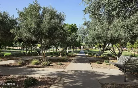 View/Area - 10909 E Sentiero Ave, Mesa, AZ 85212 photo 3 of 4
