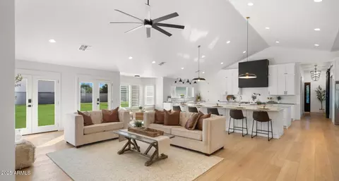 2265 E Bonanza Rd, Gilbert, AZ 85297
