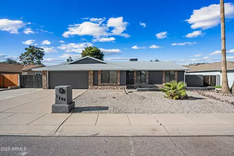 1704 W Rosal Dr, Chandler, AZ 85224
