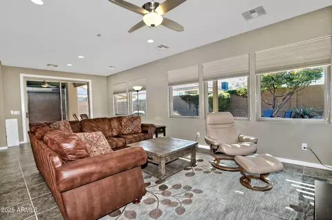 3541 E Ravenswood Dr, Gilbert, AZ 85298 photo 6