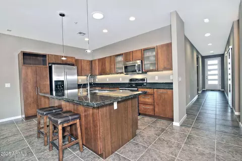 3541 E Ravenswood Dr, Gilbert, AZ 85298 photo 4