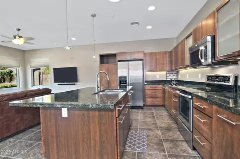 3541 E Ravenswood Dr, Gilbert, AZ 85298 photo 5