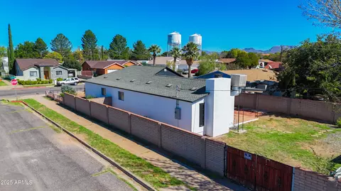 View/Area - 1301 E 14th St, Douglas, AZ 85607 photo 5 of 6