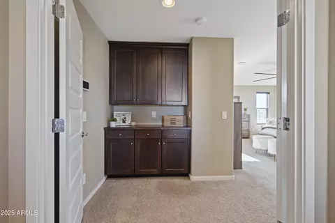 Entry Way - 3039 E Quartz St, Mesa, AZ 85213 photo 7 of 9