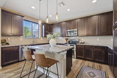 Kitchen - 3039 E Quartz St, Mesa, AZ 85213 photo 2 of 3