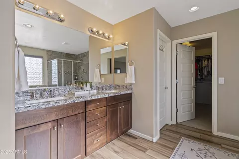Bath - 3039 E Quartz St, Mesa, AZ 85213 photo 2 of 5