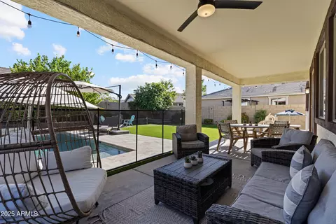 Exterior - 3039 E Quartz St, Mesa, AZ 85213 photo 6 of 15