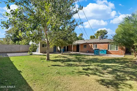Exterior - 5709 N 16th St, Phoenix, AZ 85016 photo 8 of 9