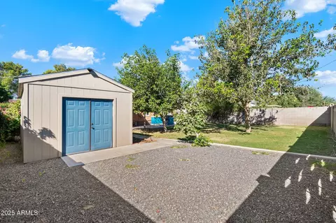 Exterior - 5709 N 16th St, Phoenix, AZ 85016 photo 3 of 9