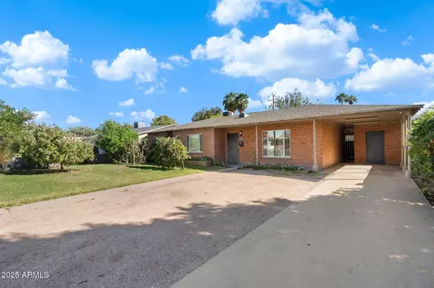 Exterior - 5709 N 16th St, Phoenix, AZ 85016 photo 1 of 9