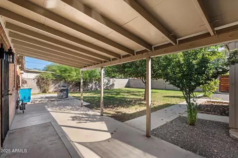 Exterior - 5709 N 16th St, Phoenix, AZ 85016 photo 4 of 9