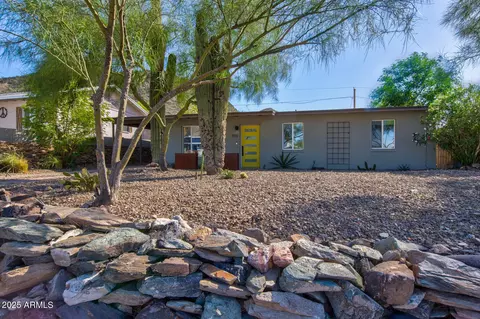 1515 E Sunnyslope Ln, Phoenix, AZ 85020