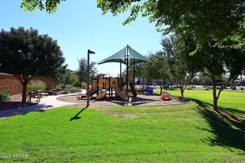 View/Area - 2590 E Penedes Dr, Gilbert, AZ 85298 photo 1 of 2