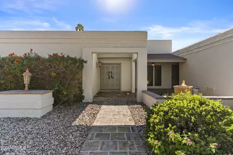Exterior - 207 W Pershing Ave, Phoenix, AZ 85029 photo 4 of 8