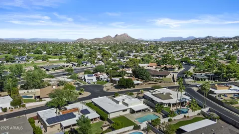 View/Area - 207 W Pershing Ave, Phoenix, AZ 85029 photo 4 of 5
