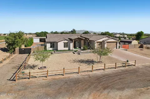9007 S 220th Dr, Buckeye, AZ 85326
