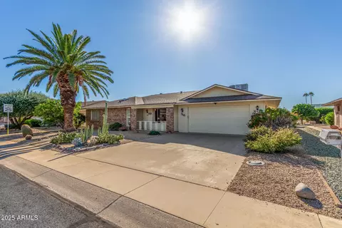 10609 W Concho Cir, Sun City, AZ 85373