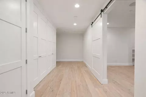 Entry Way - 5414 E Lafayette Blvd, Phoenix, AZ 85018 photo 4 of 6