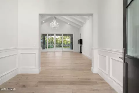 Entry Way - 5414 E Lafayette Blvd, Phoenix, AZ 85018 photo 6 of 6