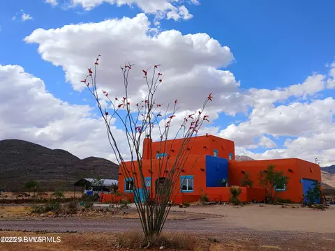 1435 S Peaceful Place Ln, Bisbee, AZ 85603
