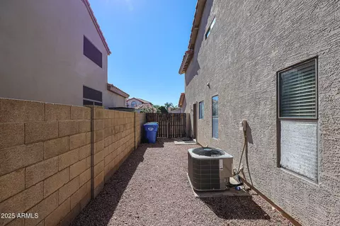 Exterior - 4432 E Anderson Dr, Phoenix, AZ 85032 photo 5 of 5