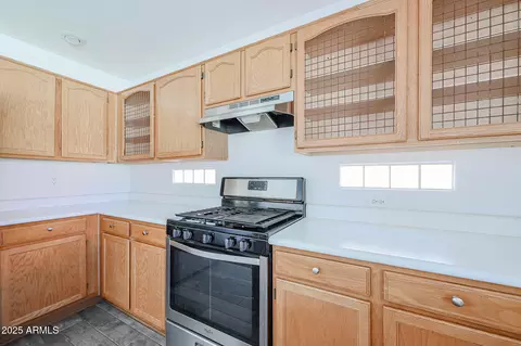 Kitchen - 4432 E Anderson Dr, Phoenix, AZ 85032 photo 5 of 6