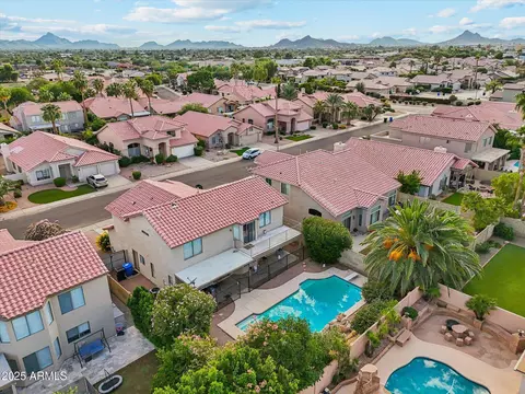 View/Area - 4432 E Anderson Dr, Phoenix, AZ 85032 photo 7 of 10