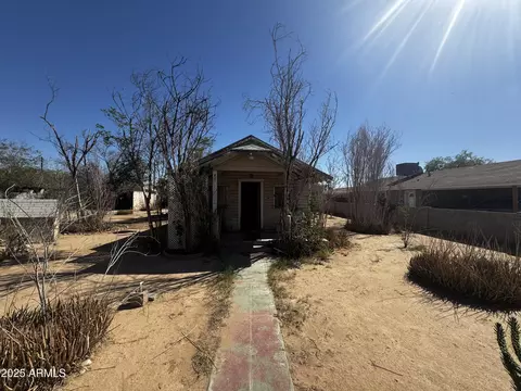 607 S 1st St, Avondale, AZ 85323