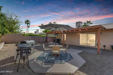 5816 E Acoma Dr, Scottsdale, AZ 85254