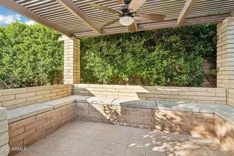 Exterior - 3330 E Glenrosa Ave, Phoenix, AZ 85018 photo 5 of 5