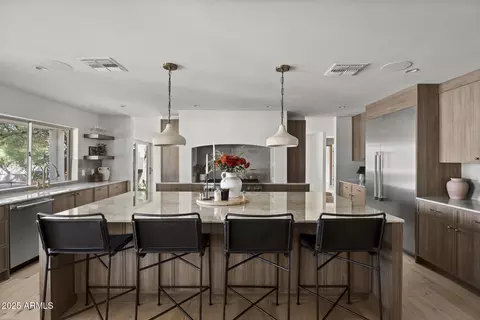 Kitchen - 4646 E Shadow Rock Rd, Phoenix, AZ 85028 photo 1 of 7