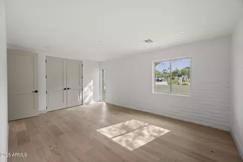 Bedroom - 4646 E Shadow Rock Rd, Phoenix, AZ 85028 photo 2 of 4