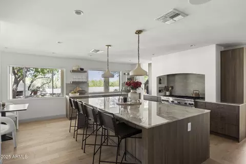 Kitchen - 4646 E Shadow Rock Rd, Phoenix, AZ 85028 photo 7 of 7