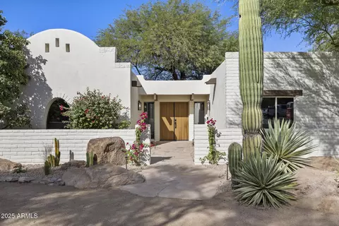 4646 E Shadow Rock Rd, Phoenix, AZ 85028