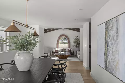 Dining - 4646 E Shadow Rock Rd, Phoenix, AZ 85028 photo 1 of 3