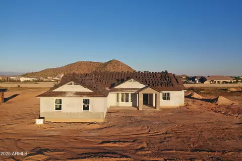31653 N Misty Ln, San Tan Valley, AZ 85144
