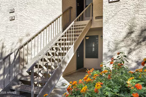 145 N 74th St #108, Mesa, AZ 85207