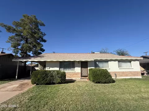 7038 E Belleview St, Scottsdale, AZ 85257