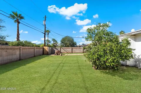 Exterior - 621 E Papago Dr, Tempe, AZ 85288 photo 4 of 5