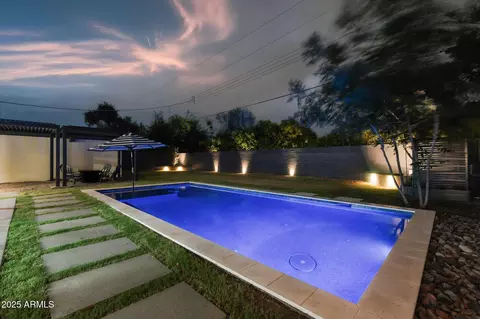 Exterior - 5809 N 10th Pl, Phoenix, AZ 85014 photo 28 of 33