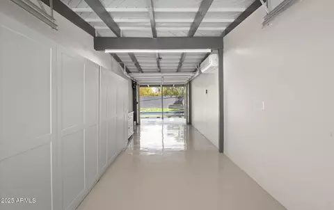 Entry Way - 5809 N 10th Pl, Phoenix, AZ 85014 photo 4 of 4