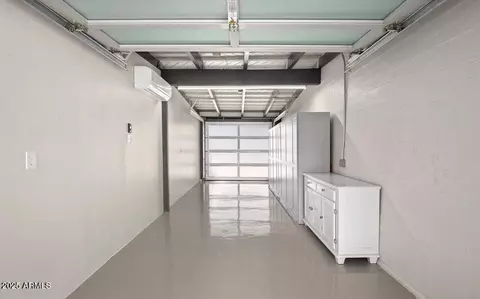 Entry Way - 5809 N 10th Pl, Phoenix, AZ 85014 photo 3 of 4