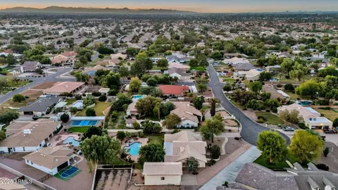View/Area - 1911 E Bruce Ave, Gilbert, AZ 85234 photo 2 of 6