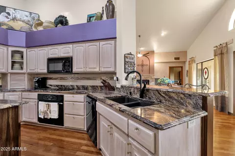 Kitchen - 1911 E Bruce Ave, Gilbert, AZ 85234 photo 3 of 3